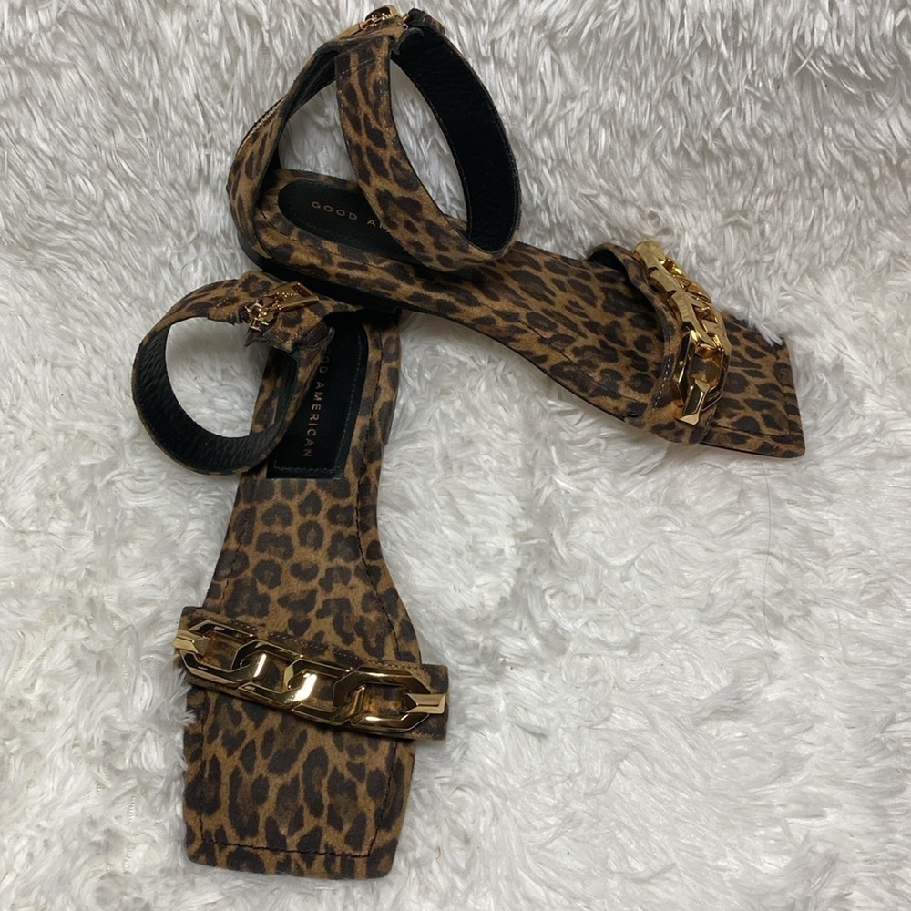 Good American Square Top Leopard Print Sandals with Chain Detail - Picture 2 of 8
